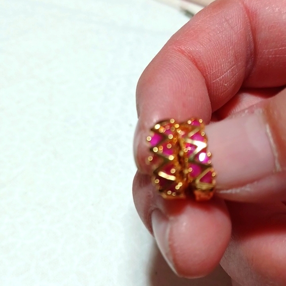 Golden pink geometric earrings handcrafted gold triangle shape hoop style gems - Picture 2 of 7